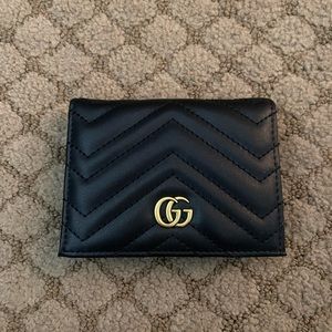 Black mini wallet
